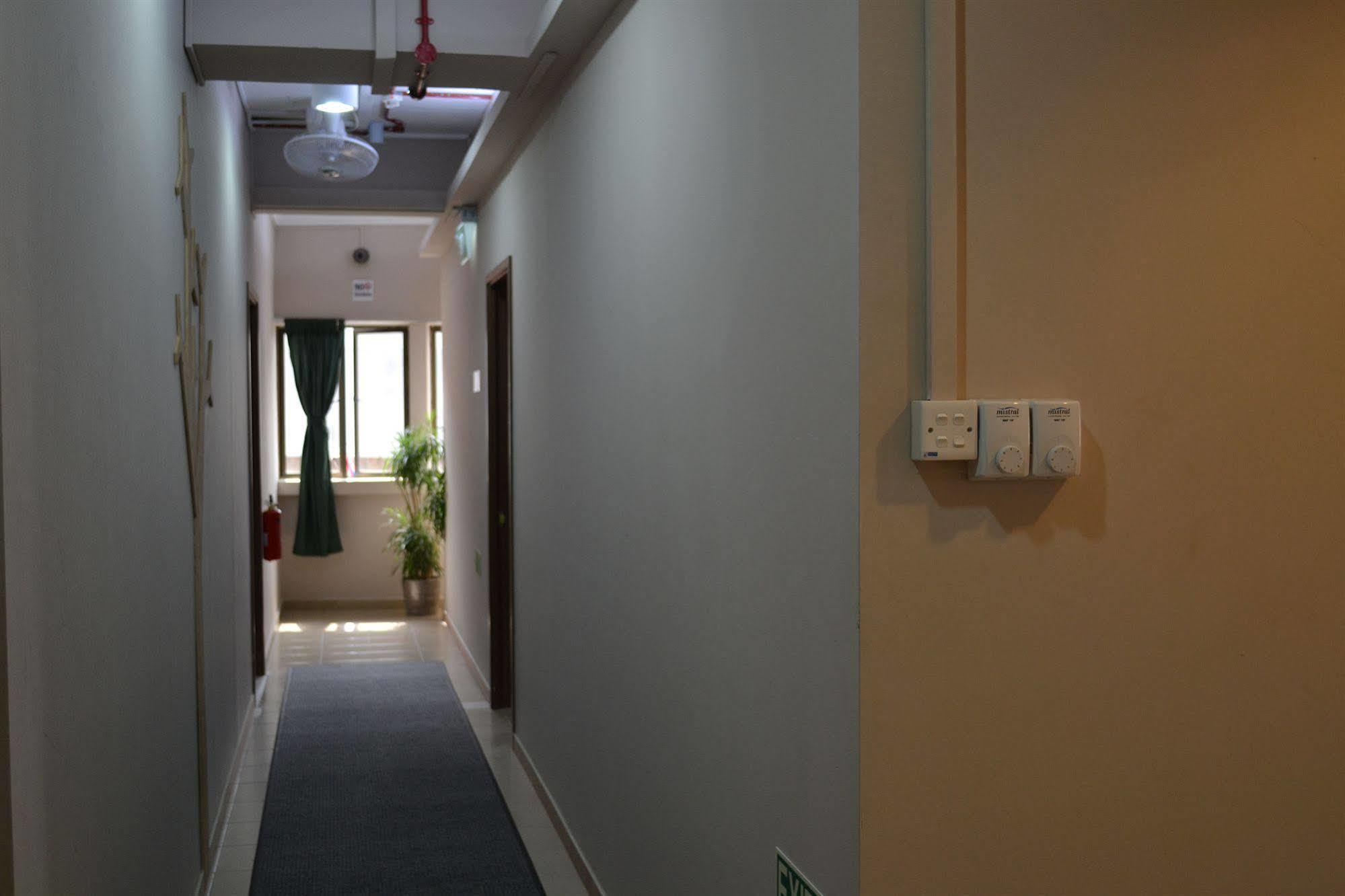 Rucksack Inn Tyrwhitt Road Сингапур Экстерьер фото